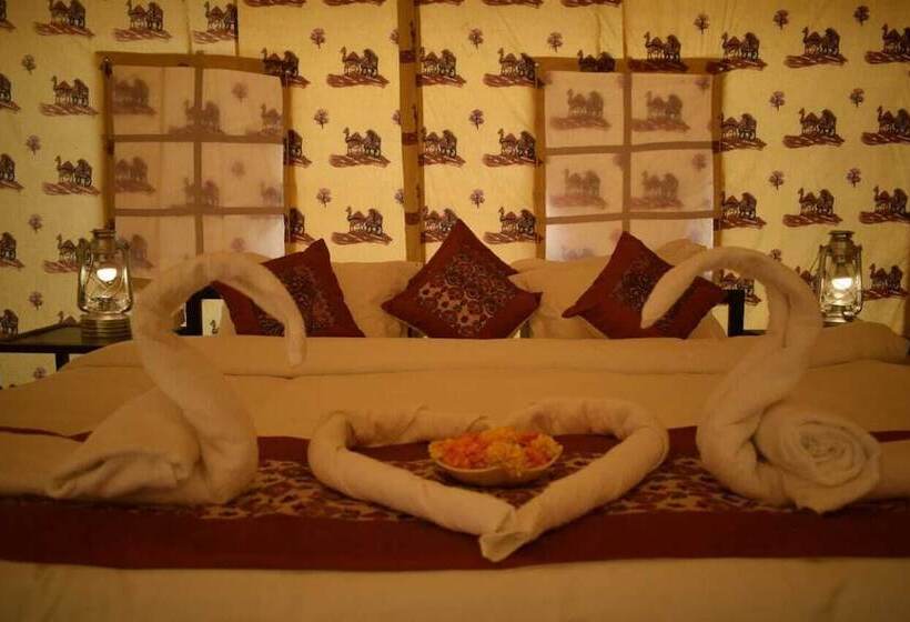 Hotel Seven Palms Luxury Camp