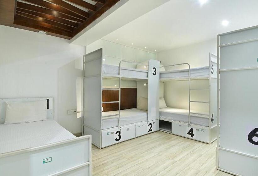 בית מלון כפרי Hari Piorko Grand   New Delhi Railway Station