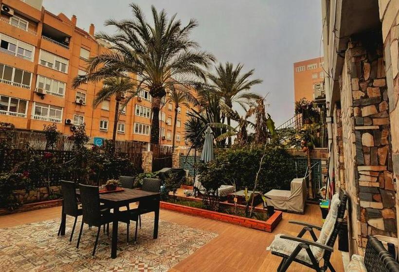 پانسیون La Pita Beach House