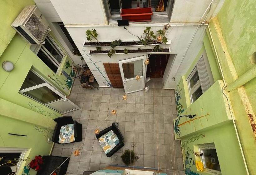 پانسیون La Pita Beach House