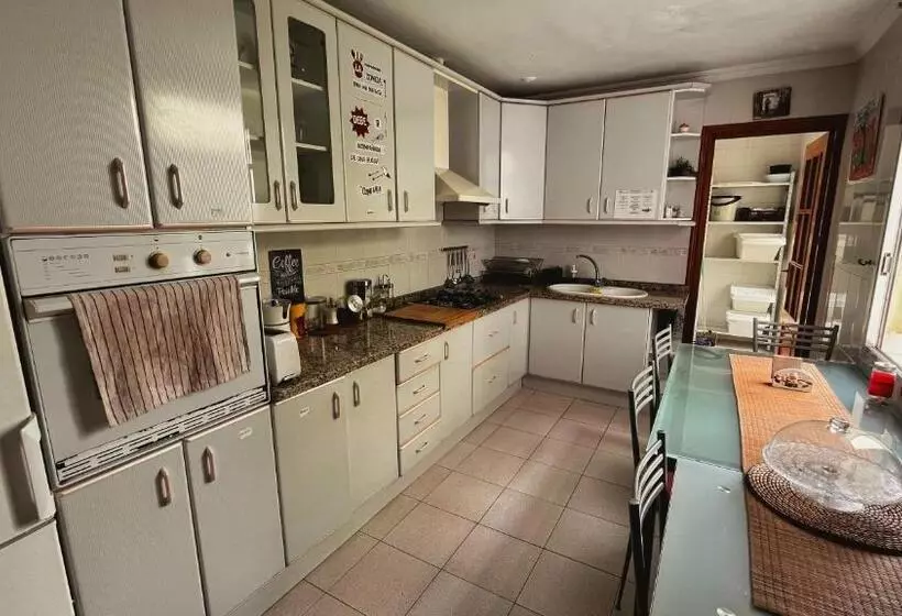 پانسیون La Pita Beach House