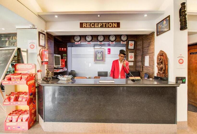 Hotel Super Collection O Panchratna