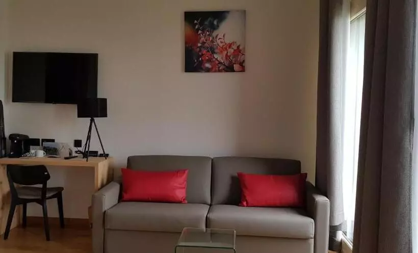 ホテル Auberge Des Glieres Plateau Des Glières