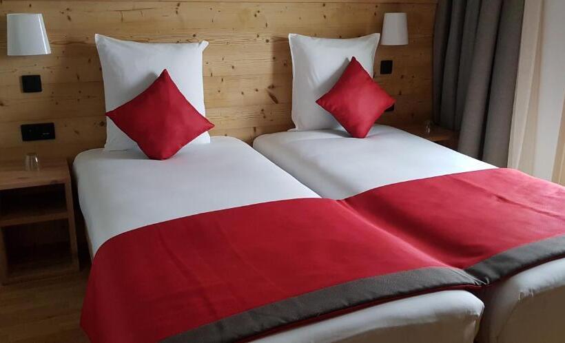 Отель Auberge Des Glieres Plateau Des Glières