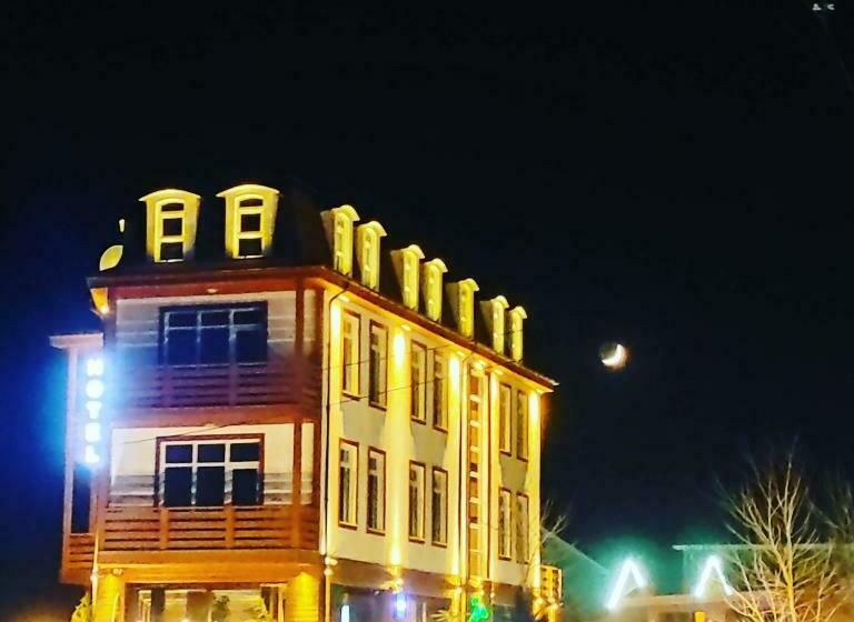 هتل Zamzam Family