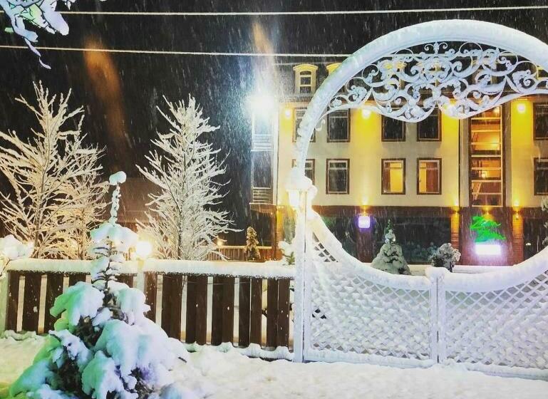 هتل Zamzam Family