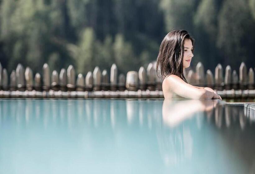 בית מלון כפרי Alpenheim Charming & Spa