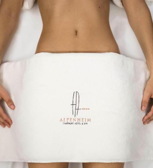 בית מלון כפרי Alpenheim Charming & Spa