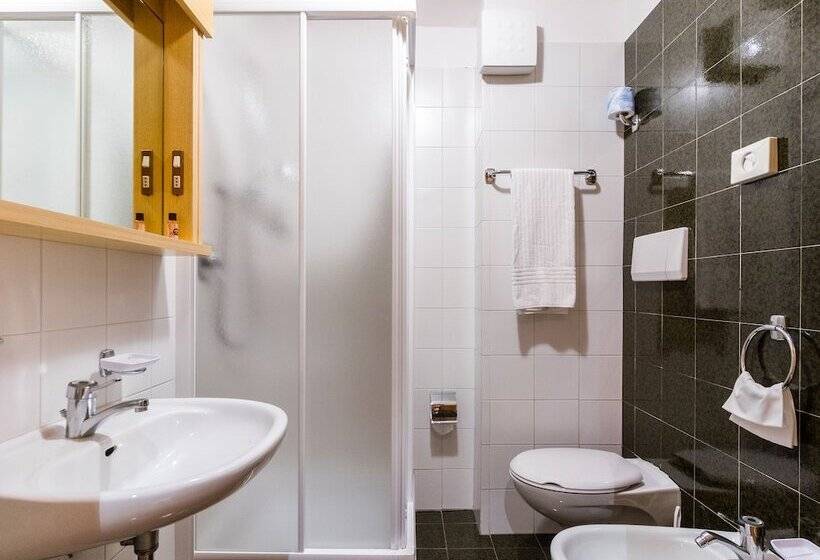 فندق Apartments Lores