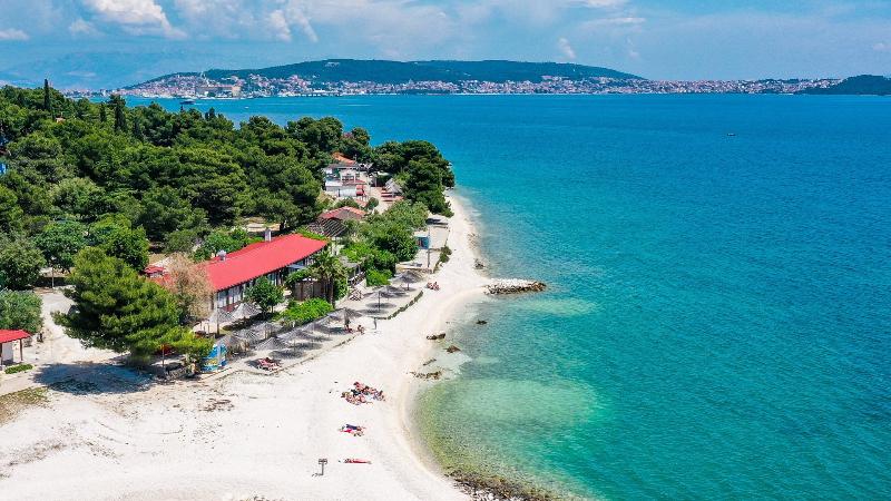 Отель Apartments Medena