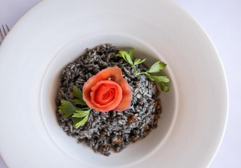 Отель Apartments Medena