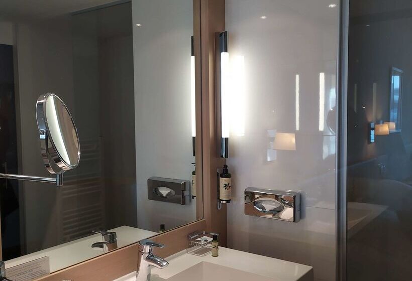 فندق Best Western Premier Hôtel Du Vieux Port