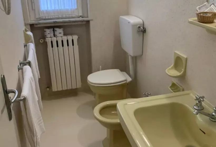 فندق Deanna Golf