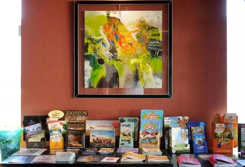 Отель Ibis Styles Segre