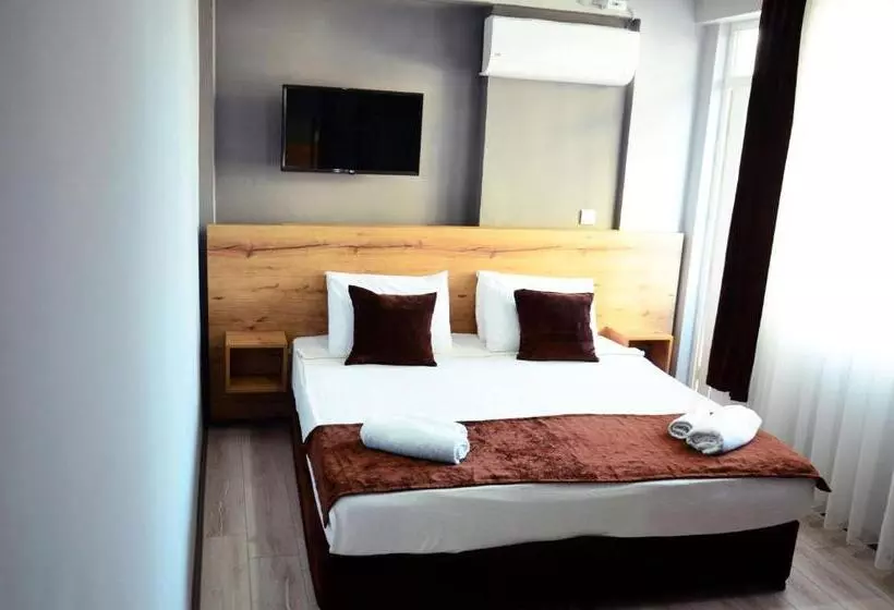 Hotel New Garden Side