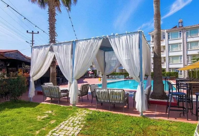 Hotel New Garden Side