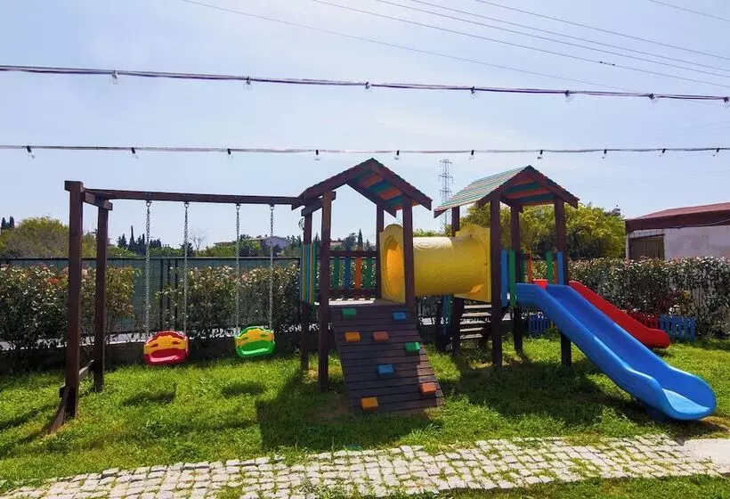 Hotel New Garden Side