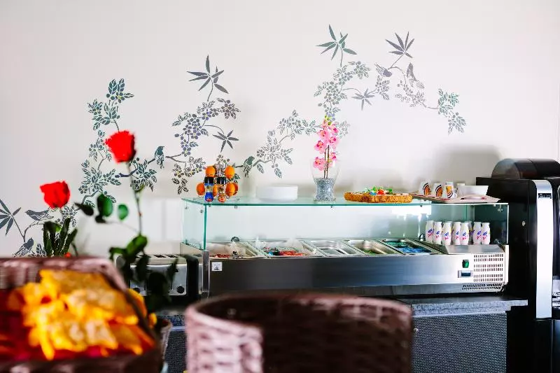 Отель Hôtel & Résidence Octel