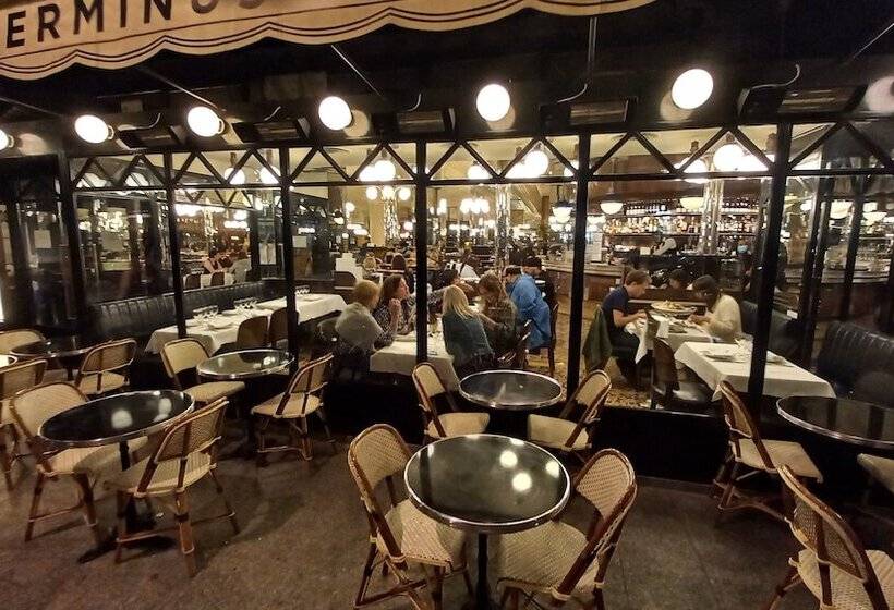 ホテル Paris Nord