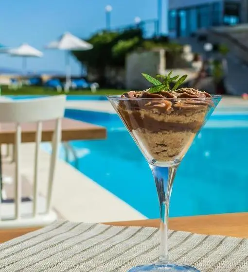 Hotelli Pela Mare