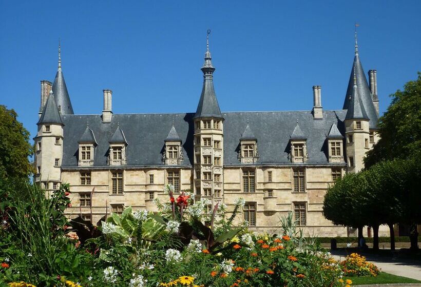 فندق Premiere Classe Nevers Varennes Vauzelles