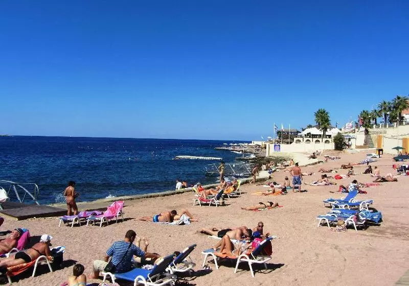 هتل Qawra Point Holiday Complex