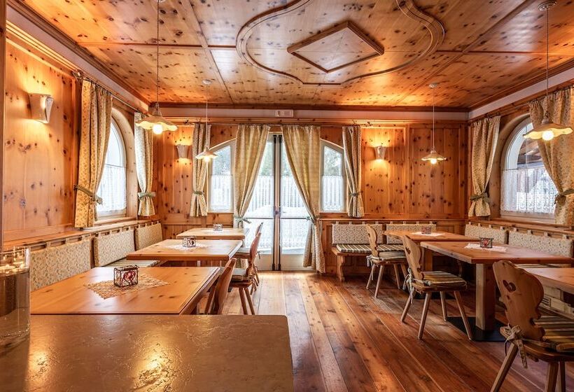 호텔 Soreghes Gran Chalet