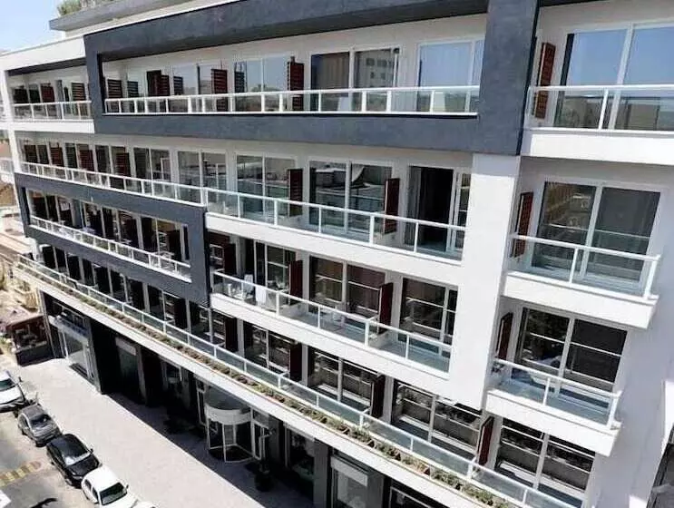 هتل The George Urban Boutique