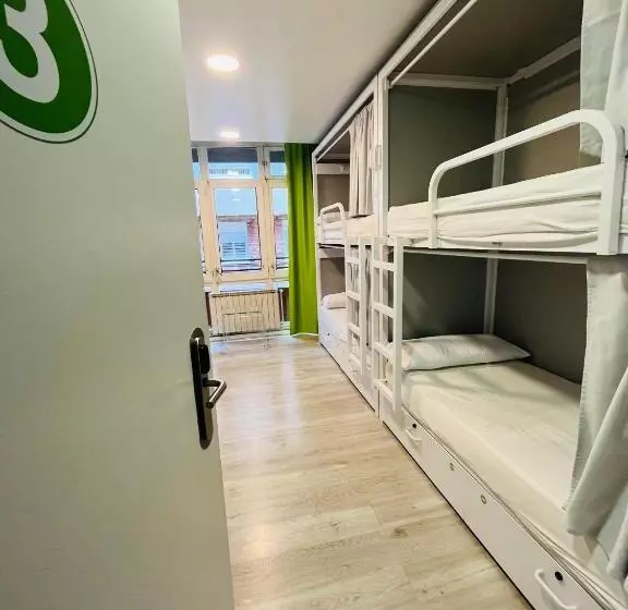 Отель Alberguinn Youth Hostel