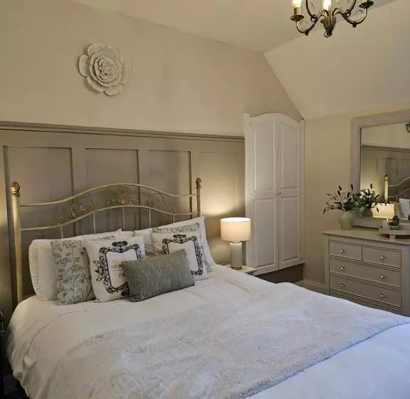 Hotelli Antfield House