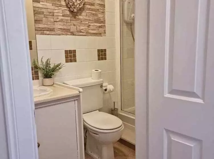 Hotelli Antfield House