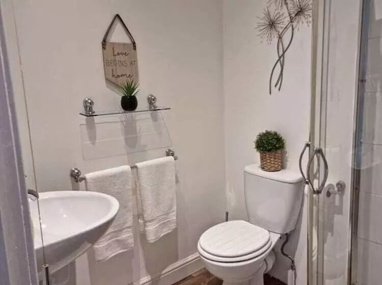 Hotelli Antfield House