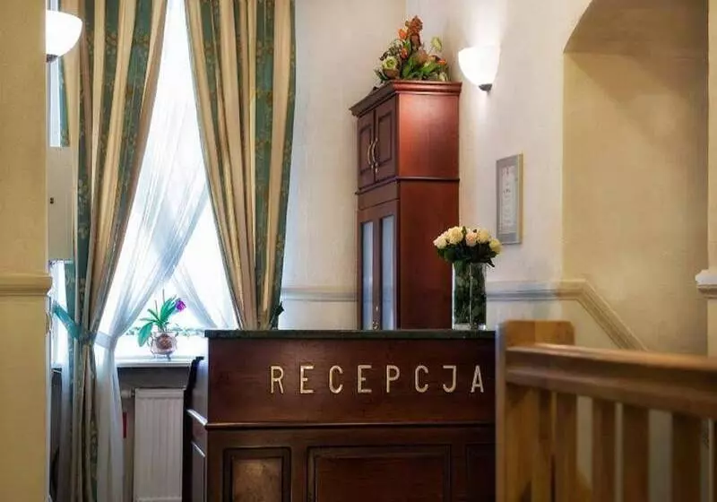 Aparthotel Karmel