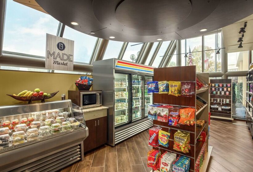 Doubletree By Hilton Hotel Orlando Downtown