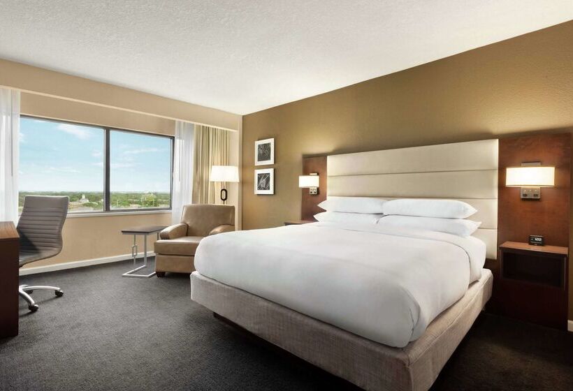 Doubletree By Hilton Hotel Orlando Downtown