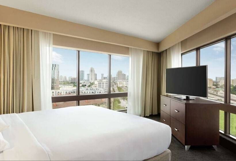 Doubletree By Hilton Hotel Orlando Downtown