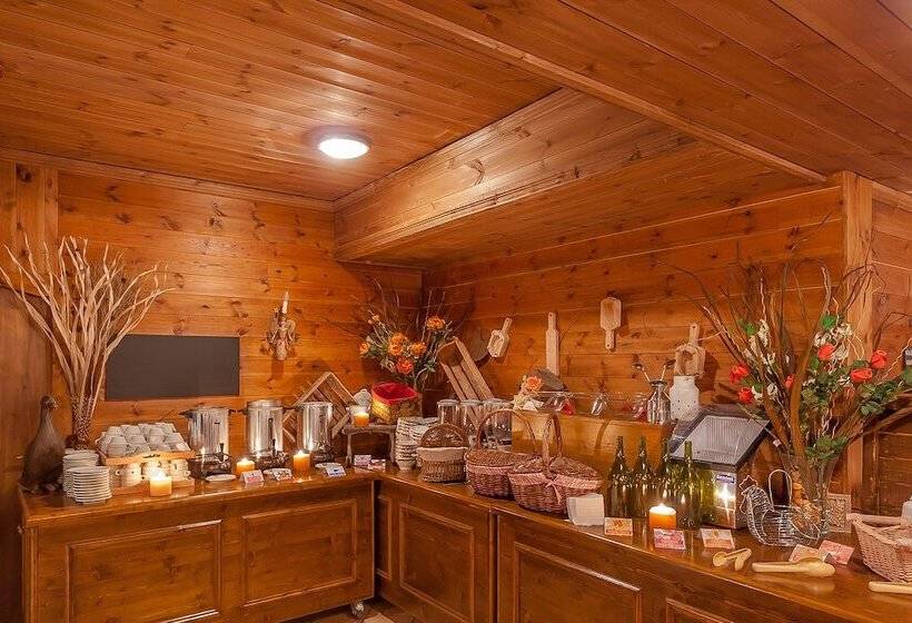 Отель Hôtel Les Balcons Village