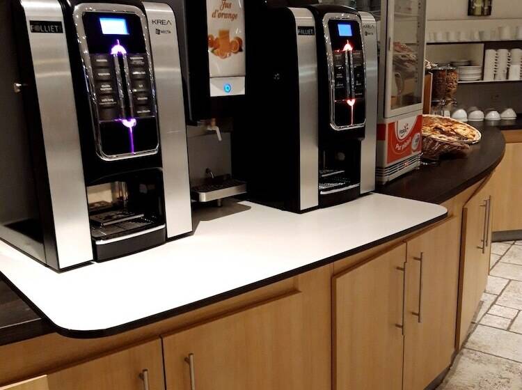 فندق Hôtel & Résidence Futuroscope