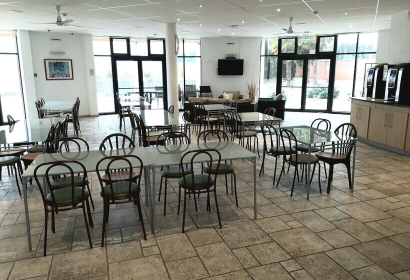 فندق Hôtel & Résidence Futuroscope