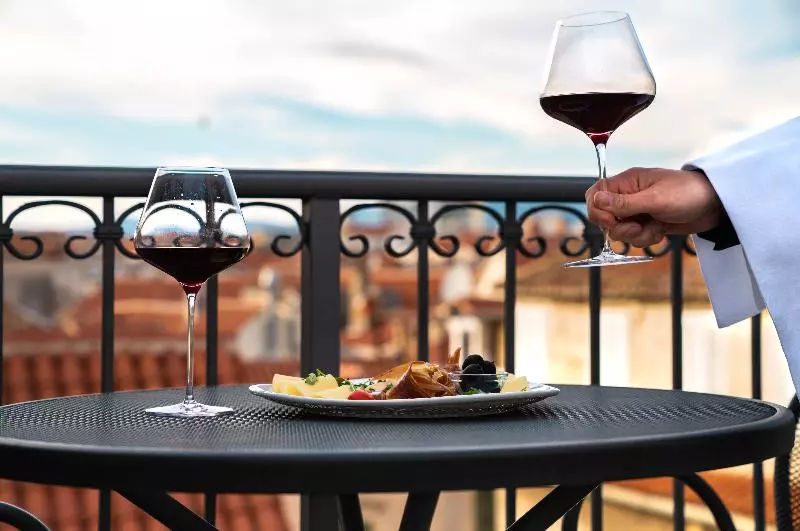 هتل Slavija Culture Heritage