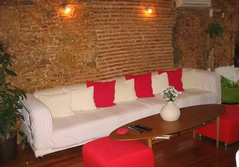 هتل Smile Hostel
