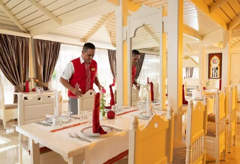 هتل Tui Magic Life Penelope Beach Families & Couples