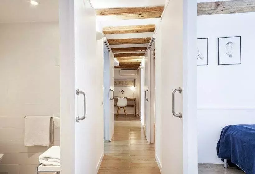 Inside Barcelona Apartments Esparteria