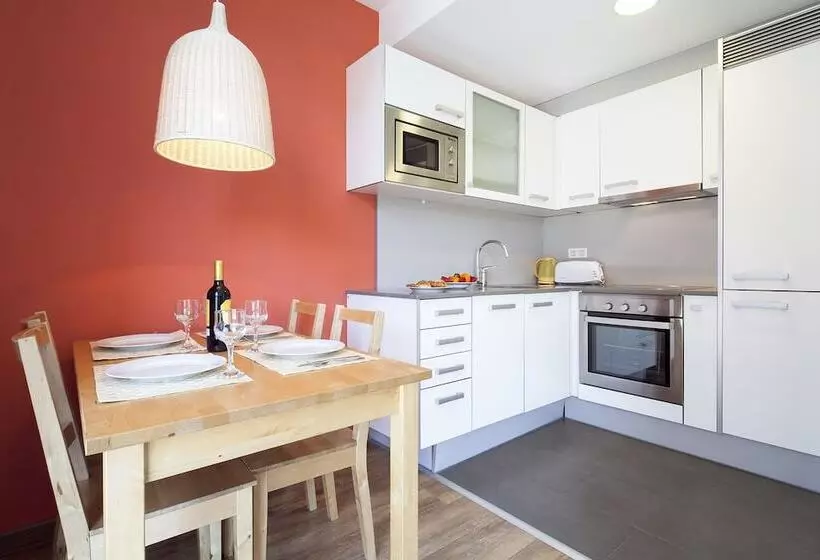 Inside Barcelona Apartments Sants
