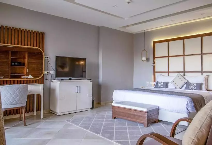 Sunrise Crystal Bay Resort Grand Select