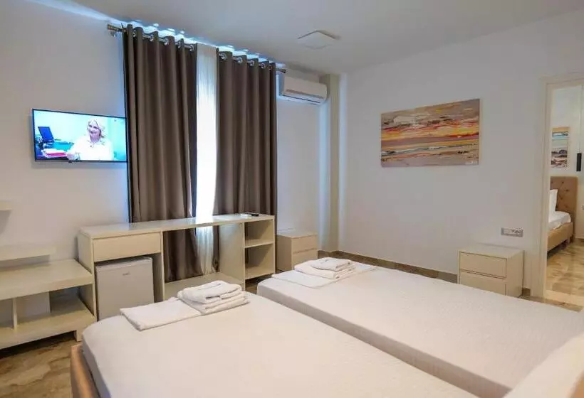 Three Islands Hotel Of Ksamil