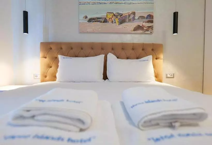 Three Islands Hotel Of Ksamil