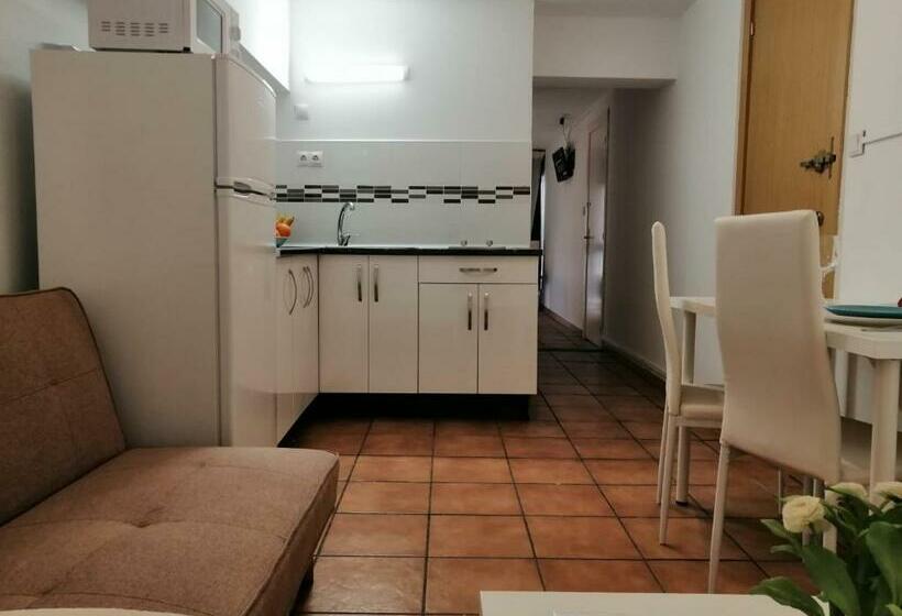 هتل Alojamientos Rh Altamar