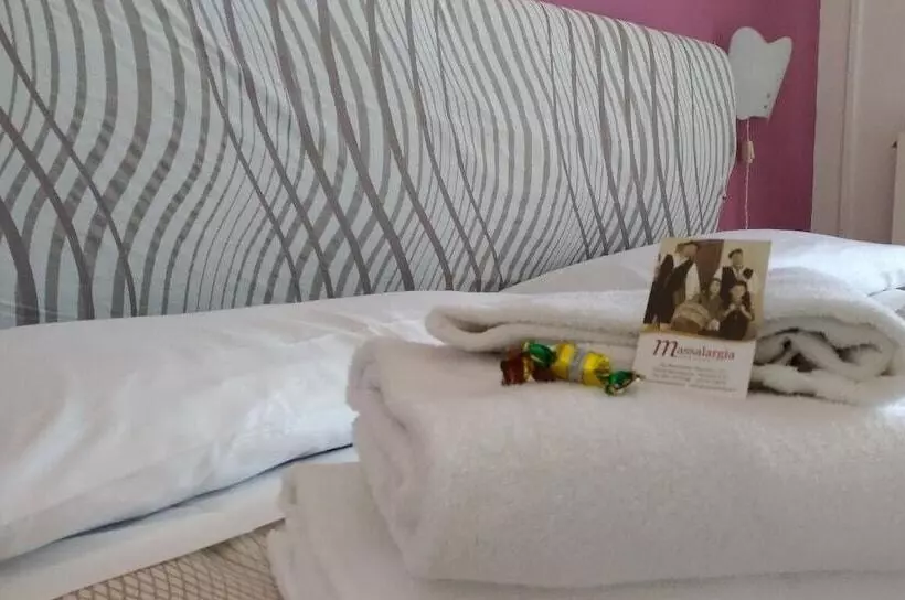 Aamiaismajoitus (B&B) Massalargia