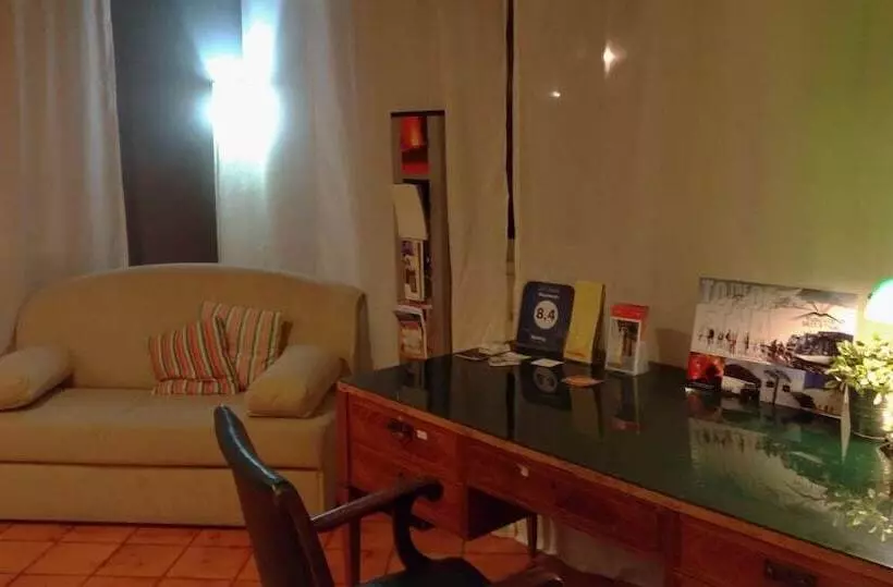 Aamiaismajoitus (B&B) Massalargia